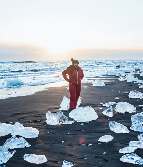 ice blocks on diamond beach iceland south coast